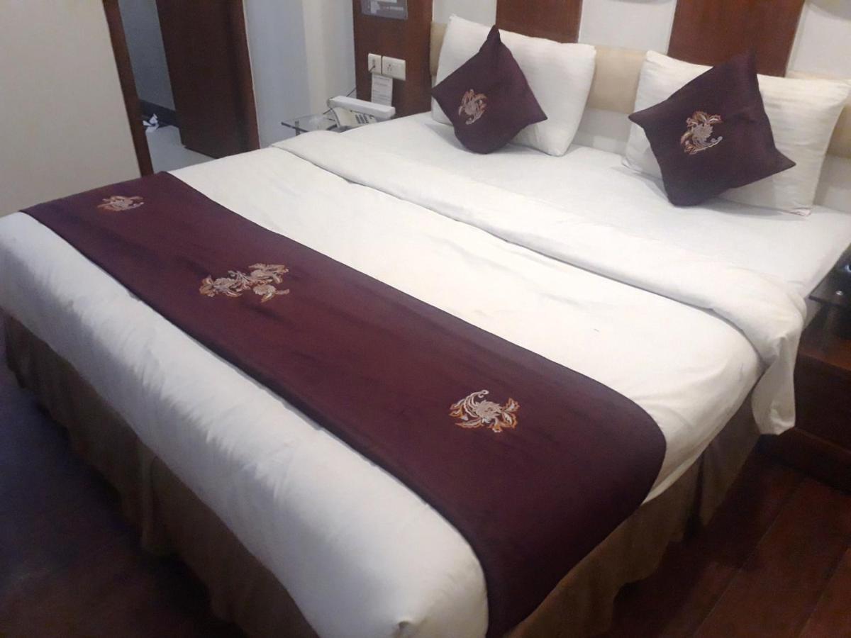 Hotel King Plaza New Delhi Buitenkant foto