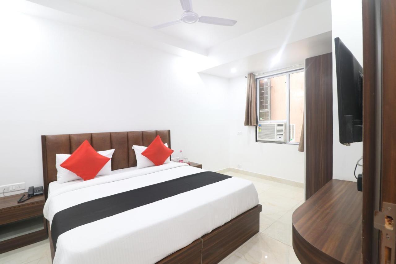Hotel King Plaza New Delhi Buitenkant foto